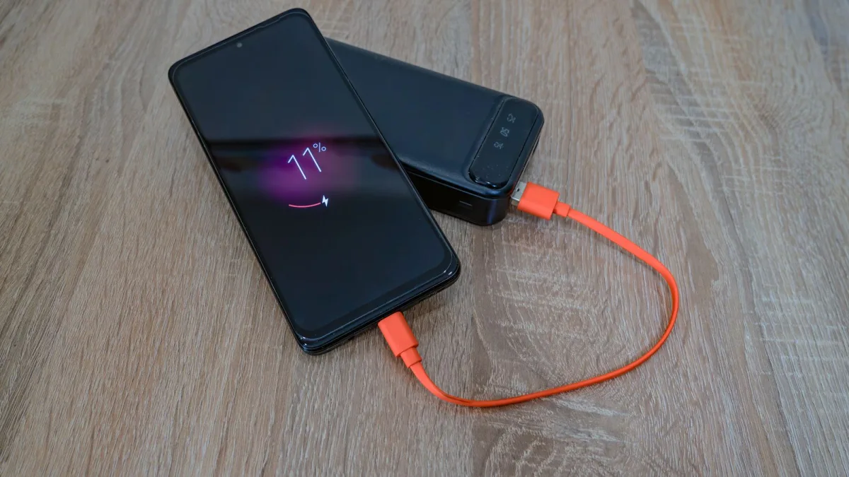 Charger & Power Bank Overstock — Phones & Accessories lot