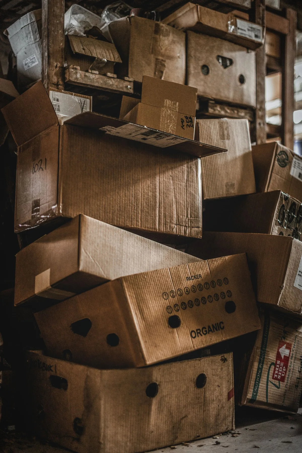 Warehouse Clearance Returns Auction — Returns & Salvage lot